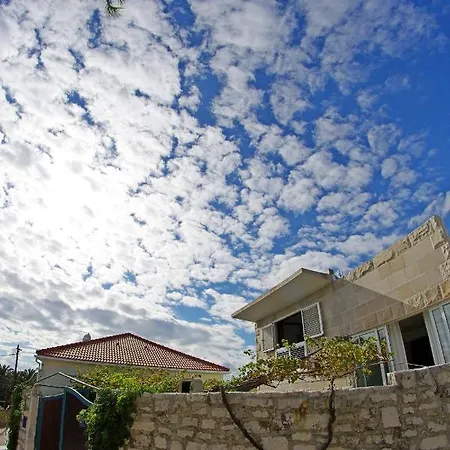 بيت للعطل House With A Swimming Pool Sumartin, Brac - 12482 *
